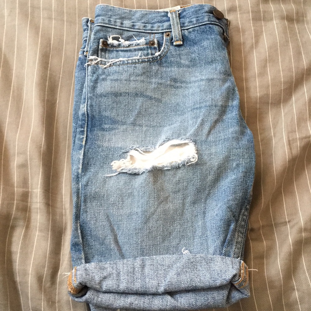 Mens ripped denim short
